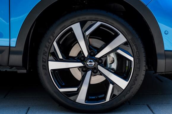 Chi tiết SUV cỡ nhỏ Nissan Qashqai 2018 với hệ thống lái bán tự động mới - Ảnh 4. Chi tiết SUV cỡ nhỏ Nissan Qashqai 2018 với hệ thống lái bán tự động mới - Ảnh 4.
