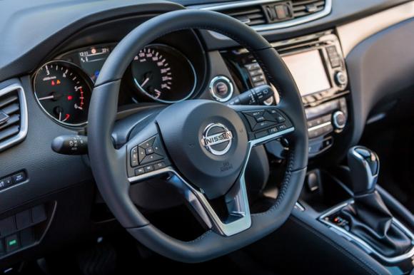 Chi tiết SUV cỡ nhỏ Nissan Qashqai 2018 với hệ thống lái bán tự động mới - Ảnh 9. Chi tiết SUV cỡ nhỏ Nissan Qashqai 2018 với hệ thống lái bán tự động mới - Ảnh 9.