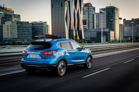 Chi tiết SUV cỡ nhỏ Nissan Qashqai 2018 với hệ thống lái bán tự động mới - Ảnh 13. Chi tiết SUV cỡ nhỏ Nissan Qashqai 2018 với hệ thống lái bán tự động mới - Ảnh 13.