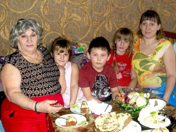 Nhìn con gái vừa lọt lòng, chồng nghi ngờ vợ ngoại tình, ly hôn ngay lập tức nhưng 30 năm sau, sự thật sáng tỏ - Ảnh 8. Nhìn con gái vừa lọt lòng, chồng nghi ngờ vợ ngoại tình, ly hôn ngay lập tức nhưng 30 năm sau, sự thật sáng tỏ - Ảnh 8.