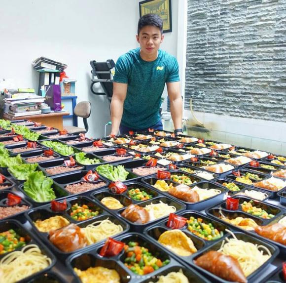 Trẻ xinh như gái đôi mươi, ai mà ngờ người phụ nữ này đã 50 tuổi, ngồi cạnh con mà cứ ngỡ bạn trai - Ảnh 14. Trẻ xinh như gái đôi mươi, ai mà ngờ người phụ nữ này đã 50 tuổi, ngồi cạnh con mà cứ ngỡ bạn trai - Ảnh 14.