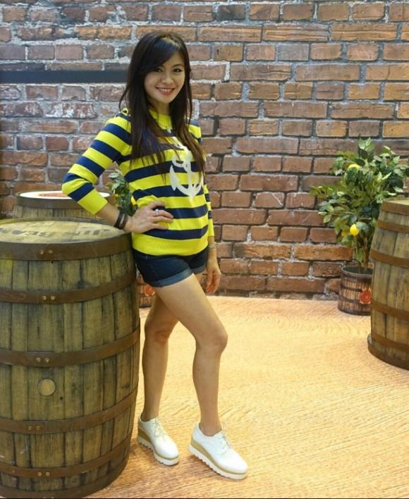 Trẻ xinh như gái đôi mươi, ai mà ngờ người phụ nữ này đã 50 tuổi, ngồi cạnh con mà cứ ngỡ bạn trai - Ảnh 18. Trẻ xinh như gái đôi mươi, ai mà ngờ người phụ nữ này đã 50 tuổi, ngồi cạnh con mà cứ ngỡ bạn trai - Ảnh 18.