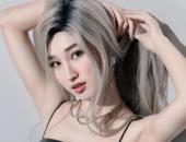 https://xahoi.com.vn/a-hau-phuong-nhi-gay-sot-voi-mai-toc-nhuom-bach-kim-pha-cach-day-noi-loan-391885.html