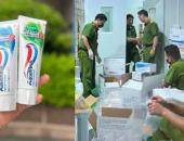 https://xahoi.com.vn/dinh-chi-luu-hanh-va-thu-hoi-2-san-pham-kem-danh-rang-nay-do-vi-pham-quy-dinh-nguoi-tieu-dung-ngung-su-dung-ngay-403848.html