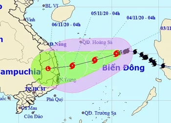 Bão số 10 giật cấp 11 hướng vào các tỉnh Quảng Ngãi đến Khánh Hòa