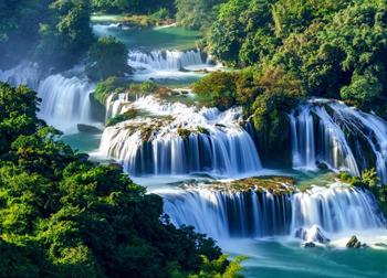 Chính thức: Mở thêm tuyến du lịch xuyên biên giới Việt Nam - Trung Quốc