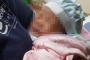 Hà Nội: Bé gái mới sinh bị bỏ rơi tại Trạm Y tế xã