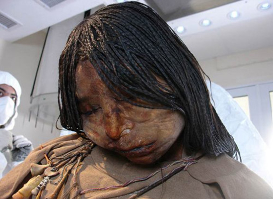 Xác ướp một trinh nữ 15 tuổi chết vì nhiễm trùng phổi cách đây 500 năm