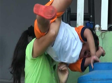 Tin mới nhất vụ 'bảo mẫu bạo hành trẻ' ở mầm non Phương Anh