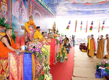 Lễ hội văn hóa Phật giáo Kim Cương thừa tại bảo tháp Tây Thiên
