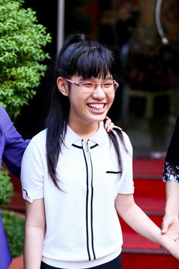 be-mu-tai-giong-hat-viet-nhi1