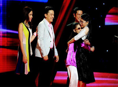 Nỗi buồn giấu kín của cô bé khiếm thị The Voice Kids