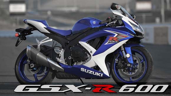 gia-ma-chu-cai-tren-xe-moto