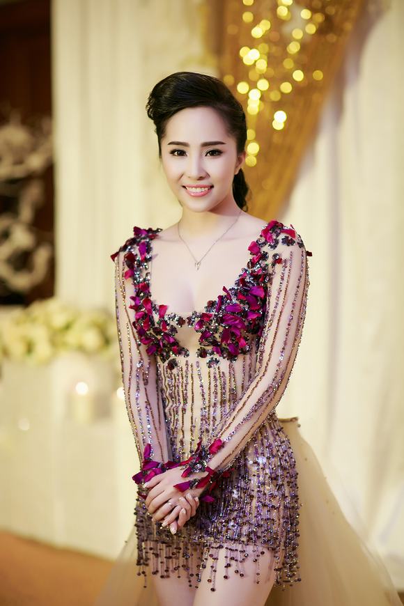 vay-cuoi-quynh-nga10