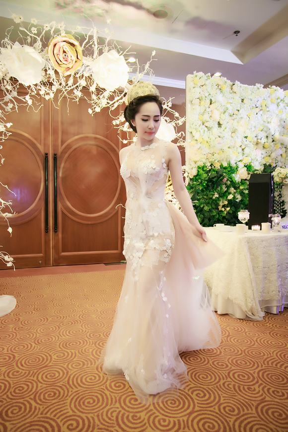 vay-cuoi-quynh-nga6