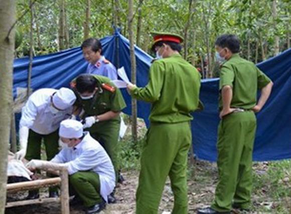 Hiện trường không dấu vết trong vụ giết người, dìm xác dưới mương nước