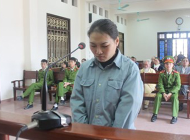 'Lật mặt' nhân viên Chi cục thuế lừa chiếm hàng trăm triệu