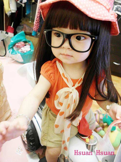 be-giong-nhan-vat-truyen-tranh-hut-400-nghin-fan-facebook-2