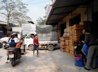 Hàng nhái đổ về tỉnh lẻ lừa người tiêu dùng