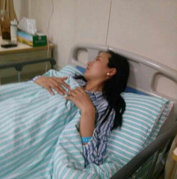 Nghị lực đáng ngưỡng mộ của bà mẹ đơn thân bị ung thư Nghị lực đáng ngưỡng mộ của bà mẹ đơn thân bị ung thư