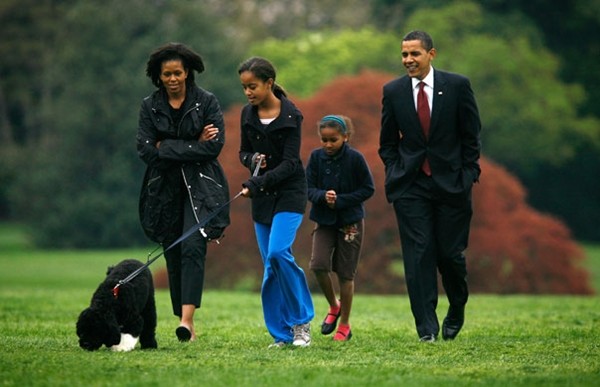 thanh-cong-va-that-bai-trong-viec-lam-cha-me-cua-gia-dinh-obama