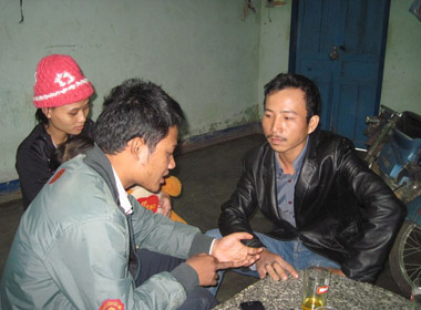 Chiêu trộm mới của kẻ gian: Rải gạo tẩm thuốc mê lên giường