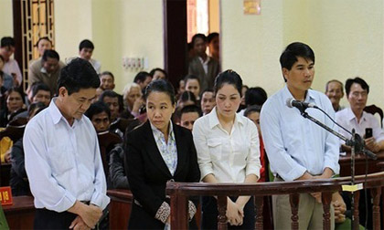 Tiêm nhầm vắcxin 3 trẻ tử vong: Lòng bao dung của những bà mẹ mất con