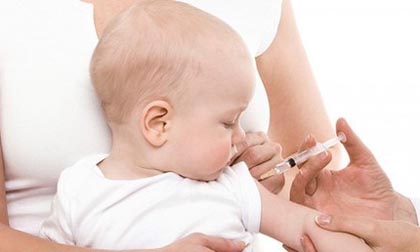 7 lưu ý quan trọng bố mẹ cần phải biết khi đưa trẻ đi tiêm phòng