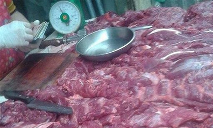 Nghi vấn thịt giả bò giá rẻ bằng nửa hàng xịn ở Hà Nội