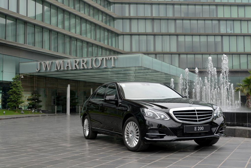 mercedes-benz-65-4-ngoisao 1