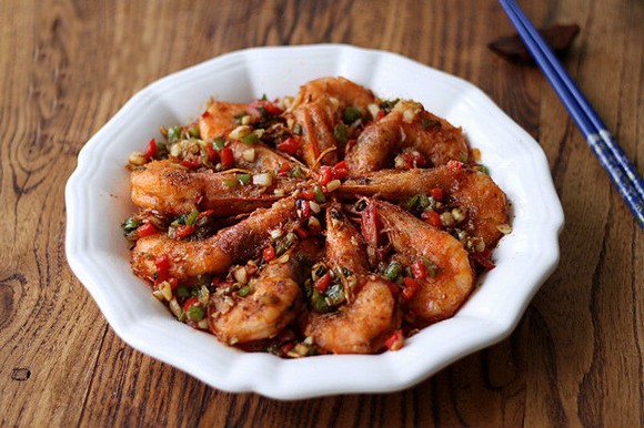 Tôm chiên giòn sốt muối tiêu 10