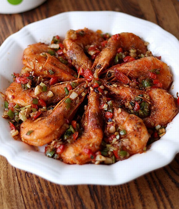 Tôm chiên giòn sốt muối tiêu 7