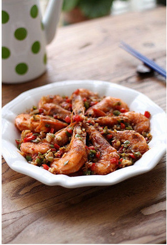 Tôm chiên giòn sốt muối tiêu 2