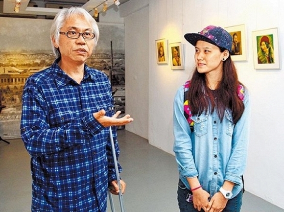 cặp tình nhân ông cháu 3