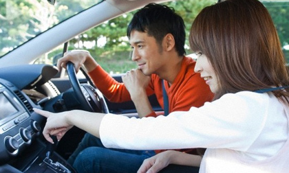 Sáng chở vợ đi làm, trưa đón tình nhân đi khách sạn