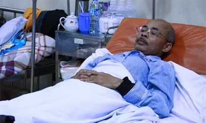 Sự thật chuyện nghệ sĩ Hán Văn Tình tìm 'cô Phú' chữa bệnh bằng cách giẫm lên người
