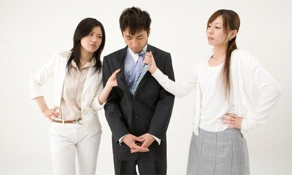 Mưu kế cướp chồng của cô em họ phản trắc
