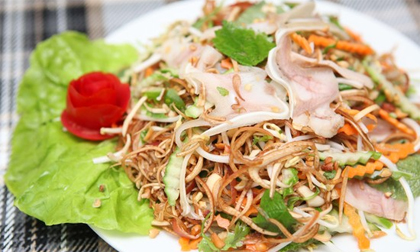 Cách làm nộm hoa chuối tai heo giòn ngon tuyệt đỉnh