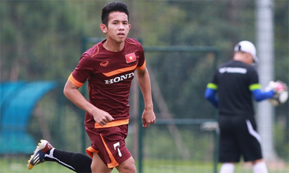 Hồng Duy trở lại tập cùng U23 Việt Nam