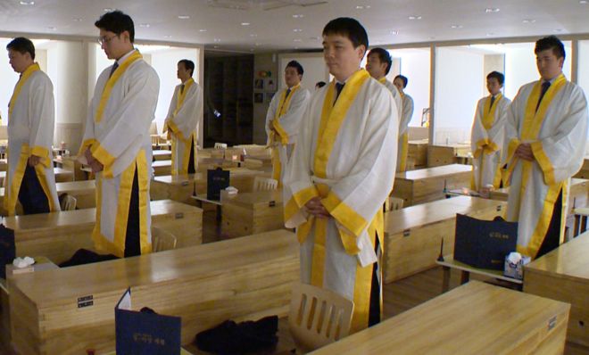Những chuyện lạ đời nhất trong năm qua - 10