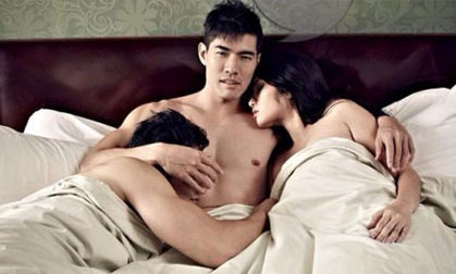 Cay đắng, bẽ bàng khi nhận ra chồng quan hệ với hai người phụ nữ sau lưng mình