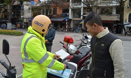 Người đi bộ sẽ bị phạt như thế nào khi vi phạm luật giao thông?