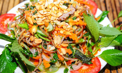 Cách làm nộm hoa chuối thịt gà ngon hết ý