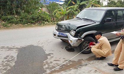 Xe biển xanh đâm chết thai phụ 8 tháng