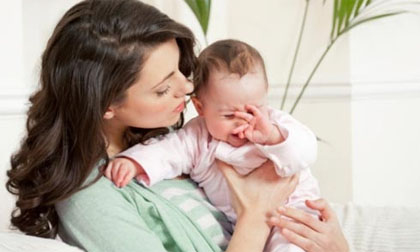 Giải mã 10 'ngôn ngữ cơ thể' thú vị trẻ sơ sinh và trẻ nhỏ