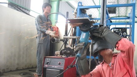 Hoc nghe de co viec lam hon dai hoc hinh anh