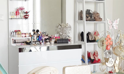 22 cách decor bàn trang điểm sang chảnh khiến phái đẹp phải khát khao