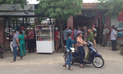 Kẻ đổ xăng đốt người phụ nữ ở quán cà phê ra đầu thú