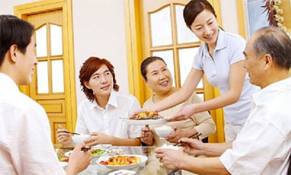 Xót xa phận làm dâu những ngày ăn cơm thiu