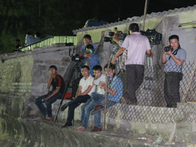 anh: xuc dong don thi the thuong ta khai trong anh binh minh - 3